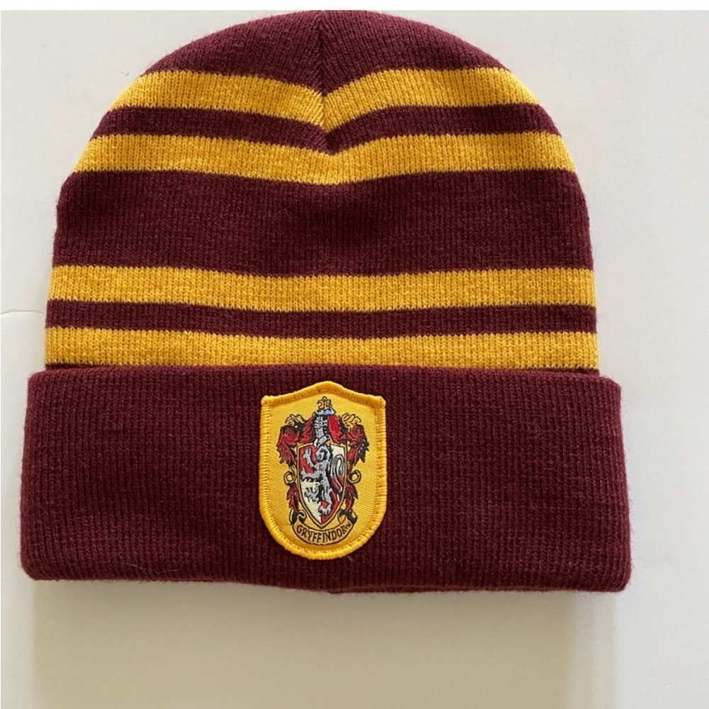 Harry Potter Gryfindor House Crest Beanie Hat Maroon and Gold Colors